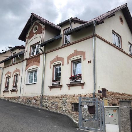 Apartmán pod hradem Appartamento Česká Kamenice Esterno foto